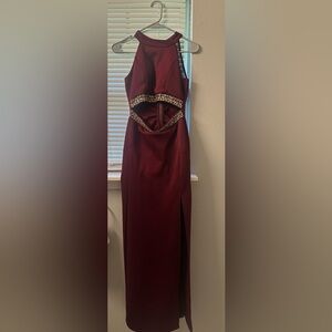 Elegant Burgundy Evening Dress